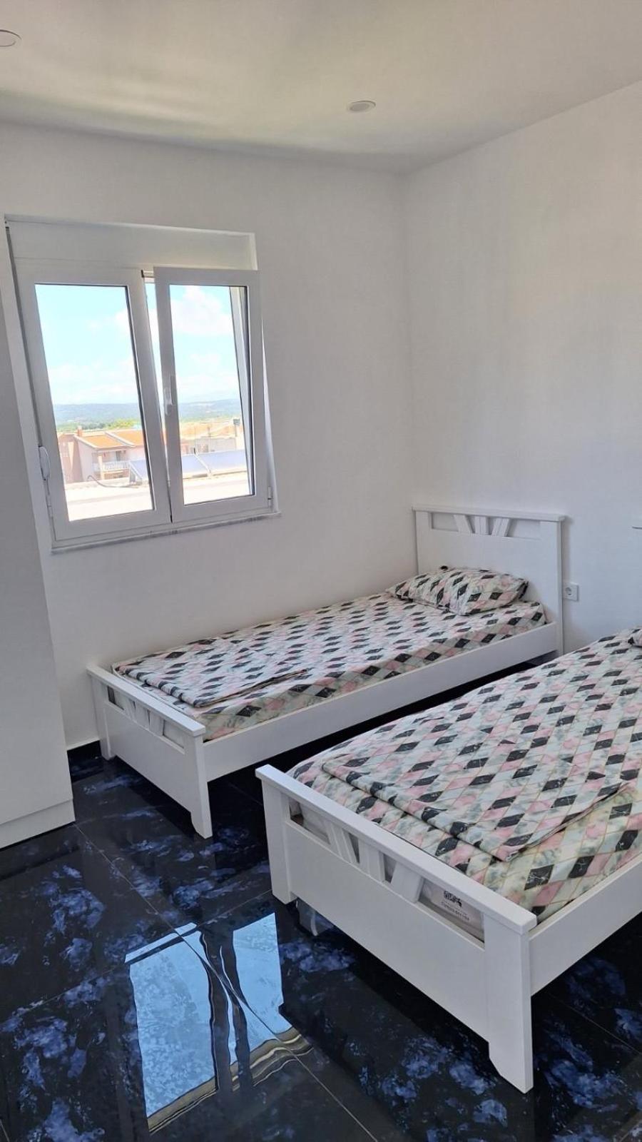 Montebello Inn Apartments 乌尔齐尼 外观 照片