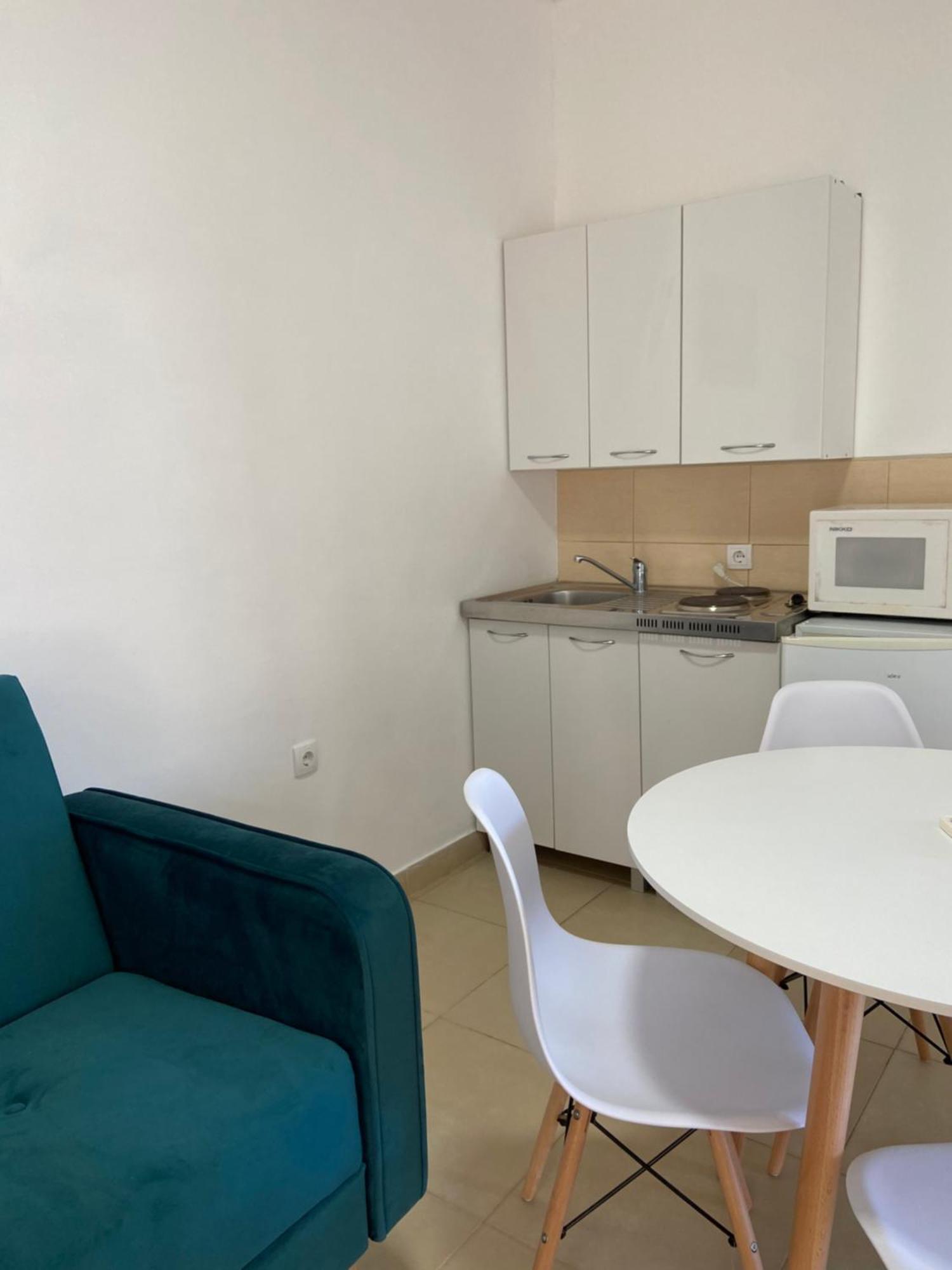Montebello Inn Apartments 乌尔齐尼 外观 照片