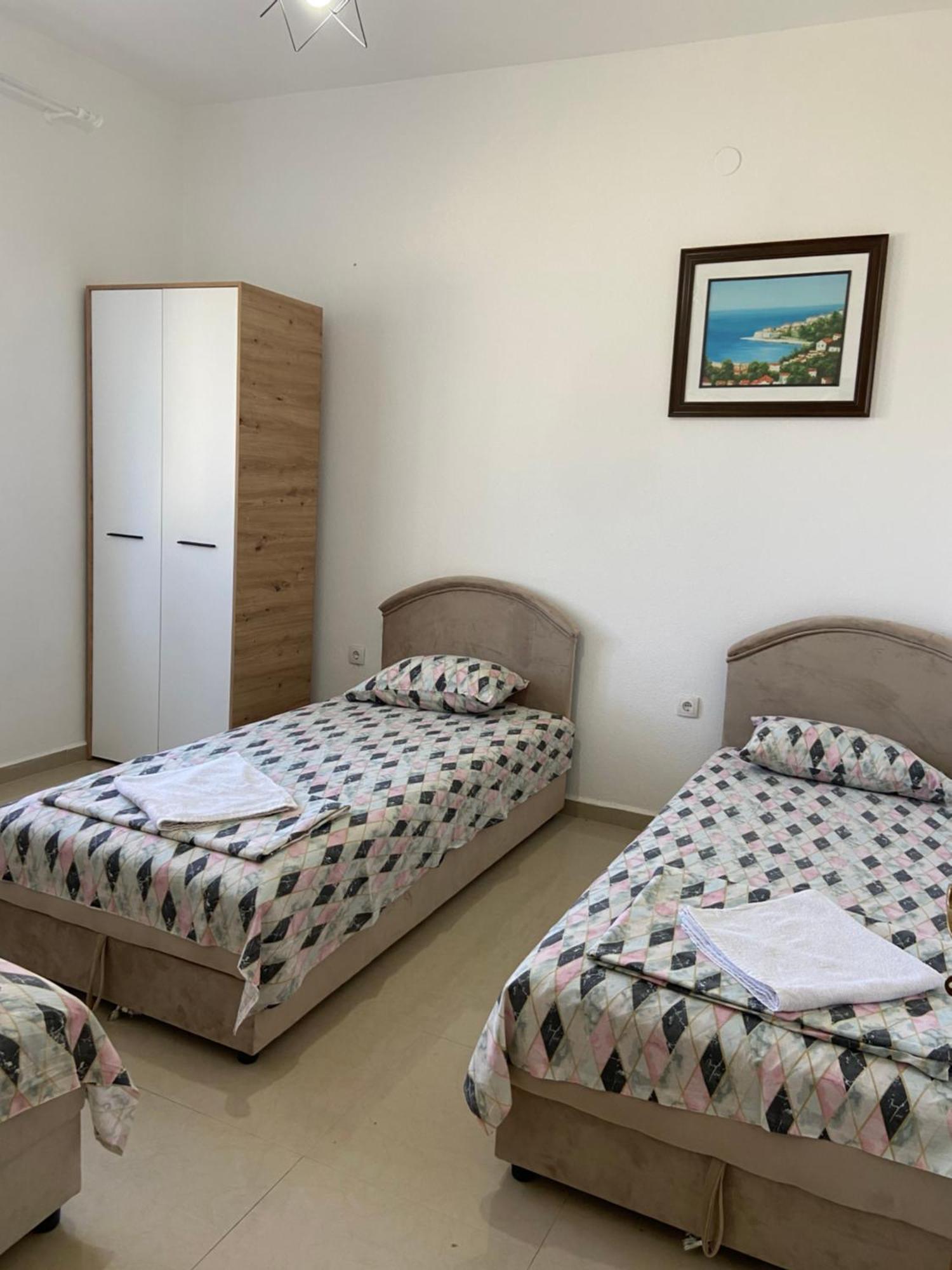 Montebello Inn Apartments 乌尔齐尼 外观 照片