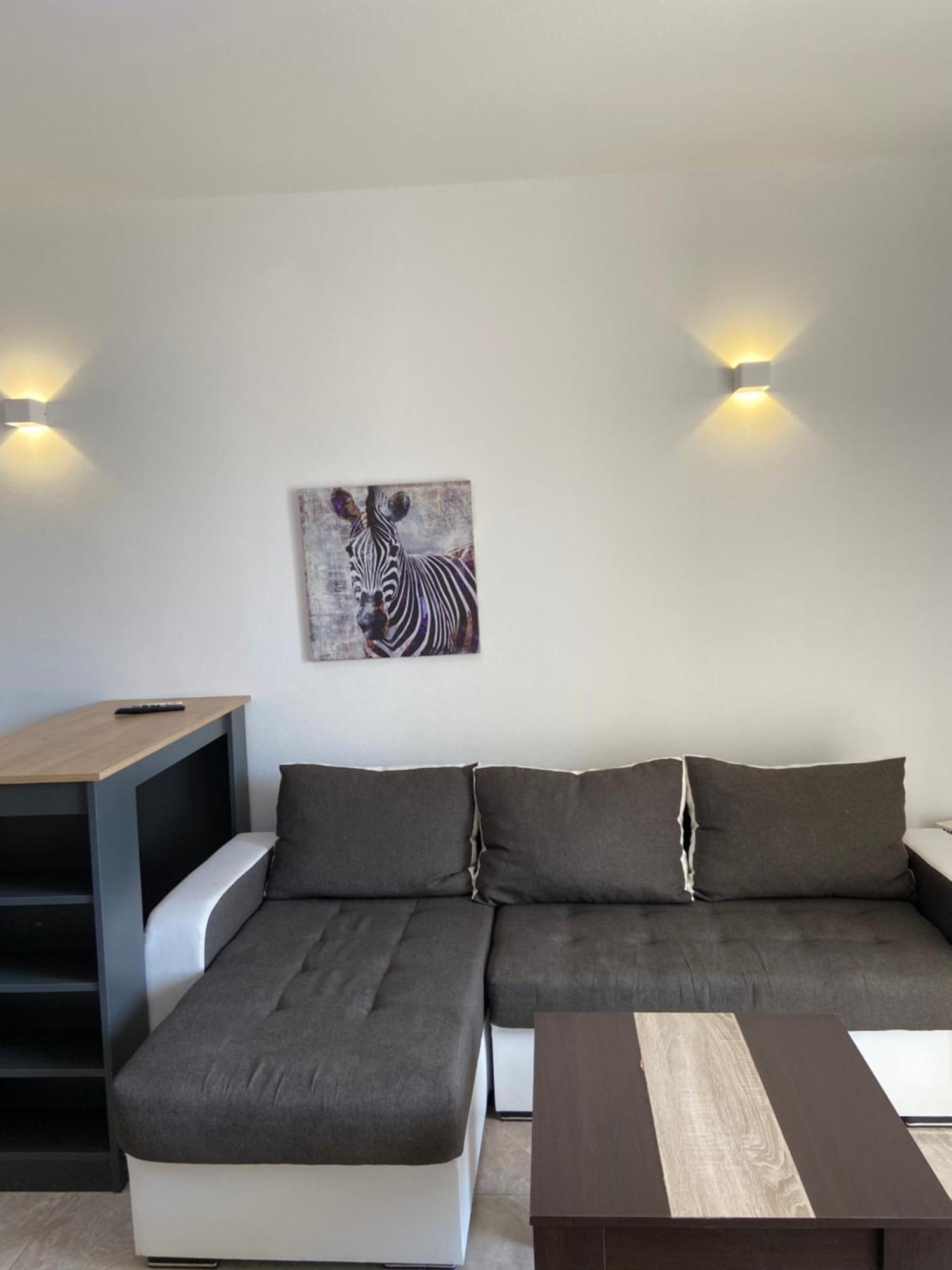 Montebello Inn Apartments 乌尔齐尼 外观 照片